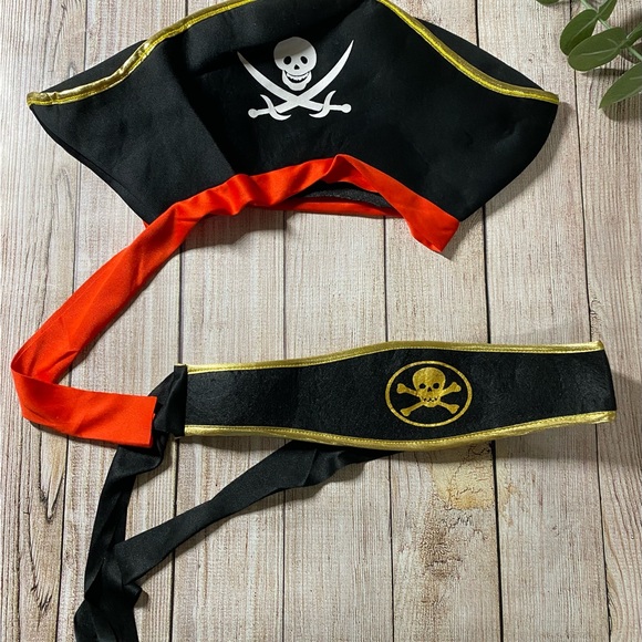 🏴‍☠️ Girl’s Pirate Costume - Picture 6 of 11